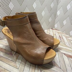 Kork Ease‎ Nero taupe Leather Wrapped Wedge 7 L1